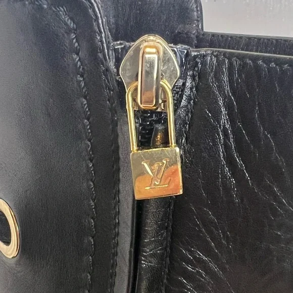 ❤️ LOUIS VUITTON🌷HOST PICK🌷LEATHER ANKLE BOOTS BLACK 6.5 (36.5) - Picture 11 of 16